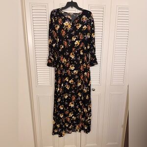 Beautiful Women’s Black Dress With Multicolor Floral Print Elastic Waist Size XL